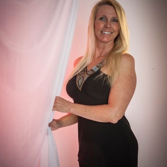 Meet your Posher, Reba - Picture 1 of 1